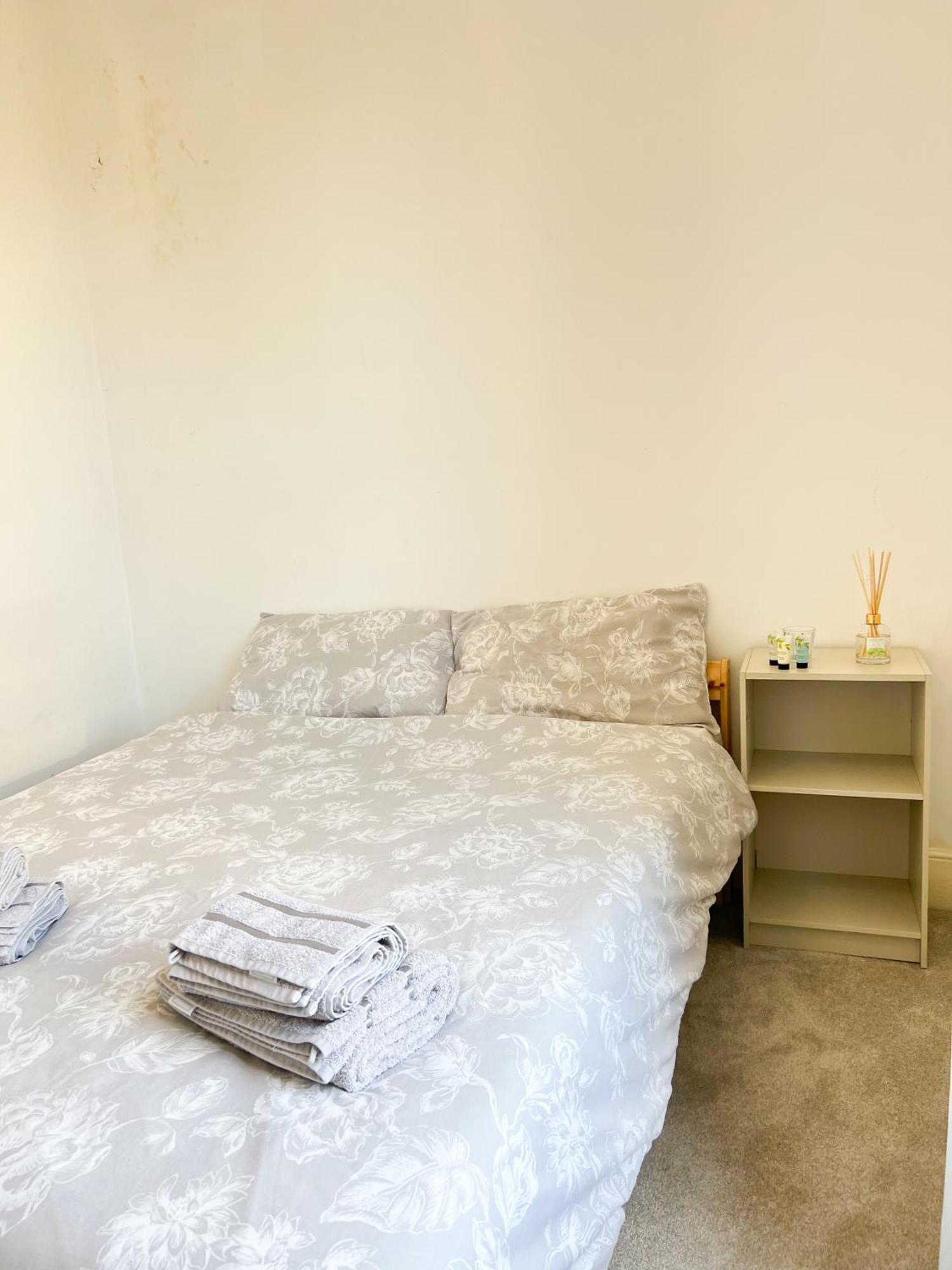 Welcome 2 Bedrooms Flat In Wimbledon London Luaran gambar